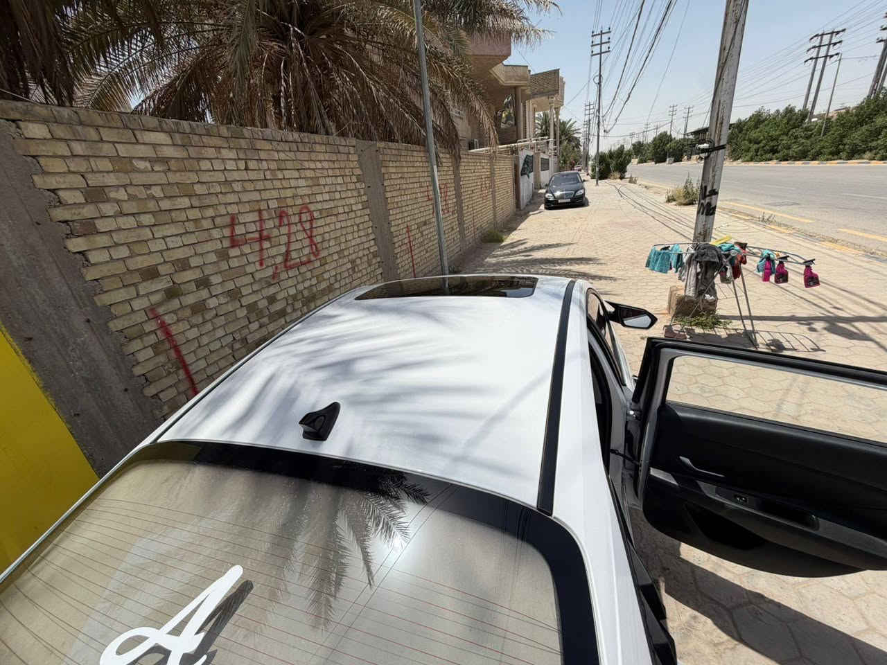 النترا 2024 خليجي تجميع الصين بيها جاملغ امامي بجهة السايق مبدل وبيها بارد على حطيته موجود بالصور  سيارة كلش جديدة مكفول كير محرك صدر كلها ع وضع الشركة رقم اربيل تحويل ثاني يوم
فول مواصفات 1/1
ترحيب عند الاقتراب
فتحه سقف سلايد
بصمه + بصمة تشغيل
مري شفط واشارة بالمري  
حساسات امامي خلفي
ويل كب حجم 17 رياضي
كير طيارة شاشه 
سترين رياضي حرف D
تبريد قطعتين امامي خلفي
هندبريك دكمه
اوتو هولد
4 وضعيات قيادة
شاشة جبيرة وكامره خلفية
كروس تثبيت سرعه
وباقي المواصفات المعروفه فول السيارة
محرك 1500 دوش دبل نوزل

مكان السيارة  النجف  سعرها ١٢٥ وبيها مجال جدا بسيط
للاتصال *********** النجف, العراق
