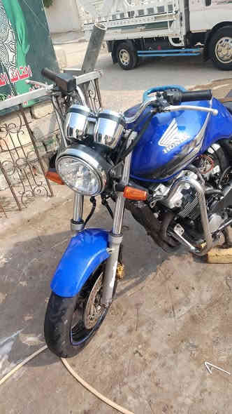 دراجه سبي فور 400 جيل ثاني كير محرك كفول دراجه حلوه صوت طرب مليون600 مليون 500قفل قفل مكاني العماره ***********
