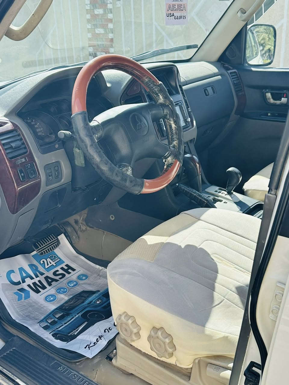 سلام عليكم 
مستيبوشي باجيرو ٢٠٠٧
رقم بغداد النكليزي سنويه وهزا جداد
مكفوله كفاله عامه من الضربه وصبخ 
والبارد ودبديل عدا أربع صابع صبغ يم قباق البانزين
مكينه 3000 مكينه كير صدر تخم تايرات تبريد❄️
كفاله مال جناي بعد احلا من الصور سعر ٩٨ وبيه مجال قليل بكانه بغداد
الجسر ديالئ ***********/***********
