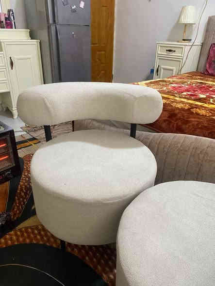 السلام عليكم ،
كراسي ديكور اشبه بالتخم يصيرن بغرفة النوم او غرفة الصاله ديكور حلو ، كراسي ثنين مستعملات فتره كلش قليله يعني بين قوسين جديدات كلش 
اريدهن ب 150 مكاني بغداد البياع قرب تقاطع الدرويش 
***********
متواجد خاص او على الرقم او واتساب بغداد
