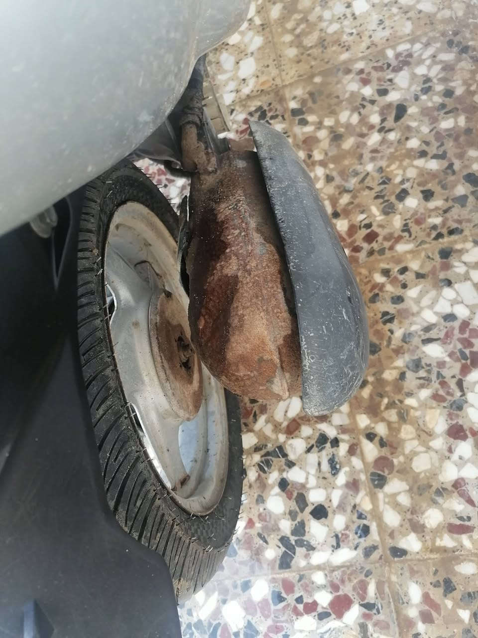 السلام عليكم
دراجة الكزز اللبيع متروكة
تابرات جدد
دبلات.جدد
صالنصة.اصلي
كابريتر.اصلي
كفر.اصلي
ابيع كوم حديد
السعر ١٢٠ قفل لاتسالني شبيهة مثل ماموجود بصورة
بابل بكرلي شارع المدرسةابن طاووس ***********
