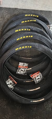 تايرات MAXXIS • حجم ٢٦ • جديد