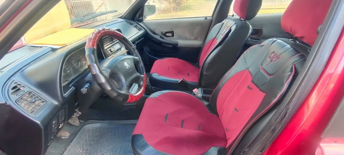 السلام عليكم للبيع بيجو 306 موديل 2001 رقم كربلاء دولي سياره جاهزه محرك كير حداديه جديده تخم تاير سياره بلاديه بدون صبغ كهربائيات مسجل تخم سماعات سياره مال جناي  السعر 35وبيها مجال مكاني بابل المسيب ***********
