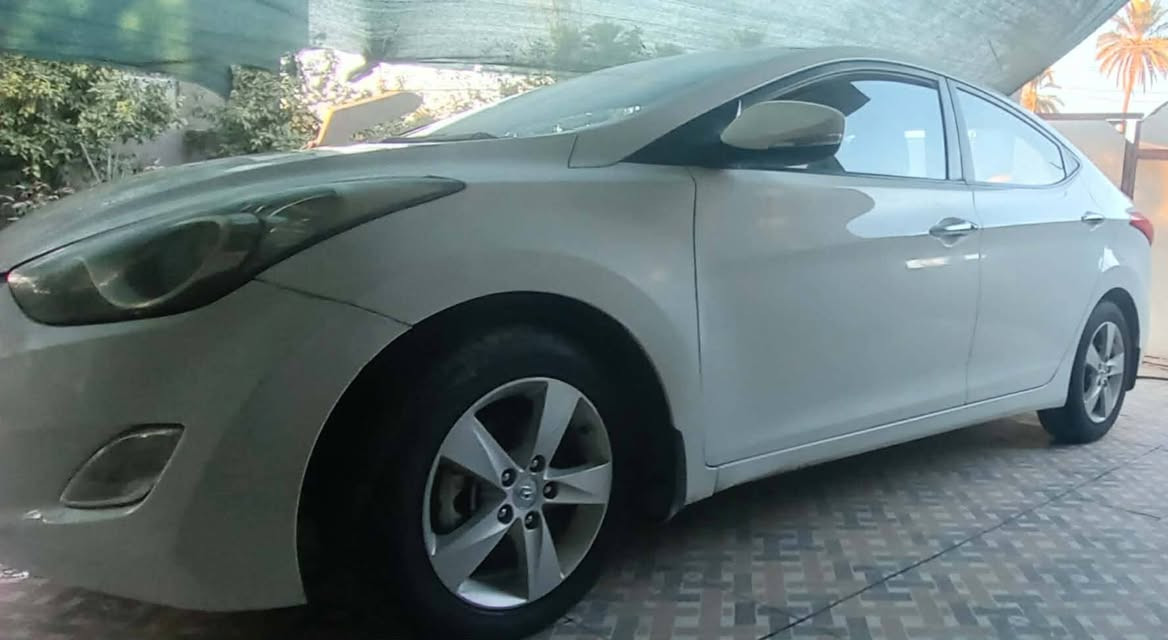 مكلفة بالنشر 
السلام عليكم النترا ٢٠١٤ رقم بغداد ماشيه ١٢٤  مكفوله من الصبغ والتبديل عدا المأشر عليها حجم المكينة ١٨٠٠ ممفتوحه موصفات فتحه سقف مري شفط تحكمات اشاير بالمري يدات نيكل مكانه السياره بابل الحلة سعرها ١٢٤  ***********
