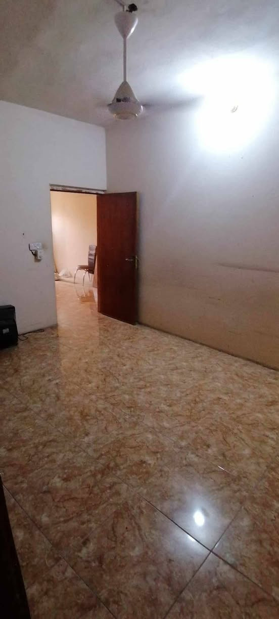 سلام عليكم بيت للبيع قرية شفتة السعر 95 قرب اسواق لحضة المساحة 150 متر طابو زراعي  رقم هاتف ‏‪***********‬‏
