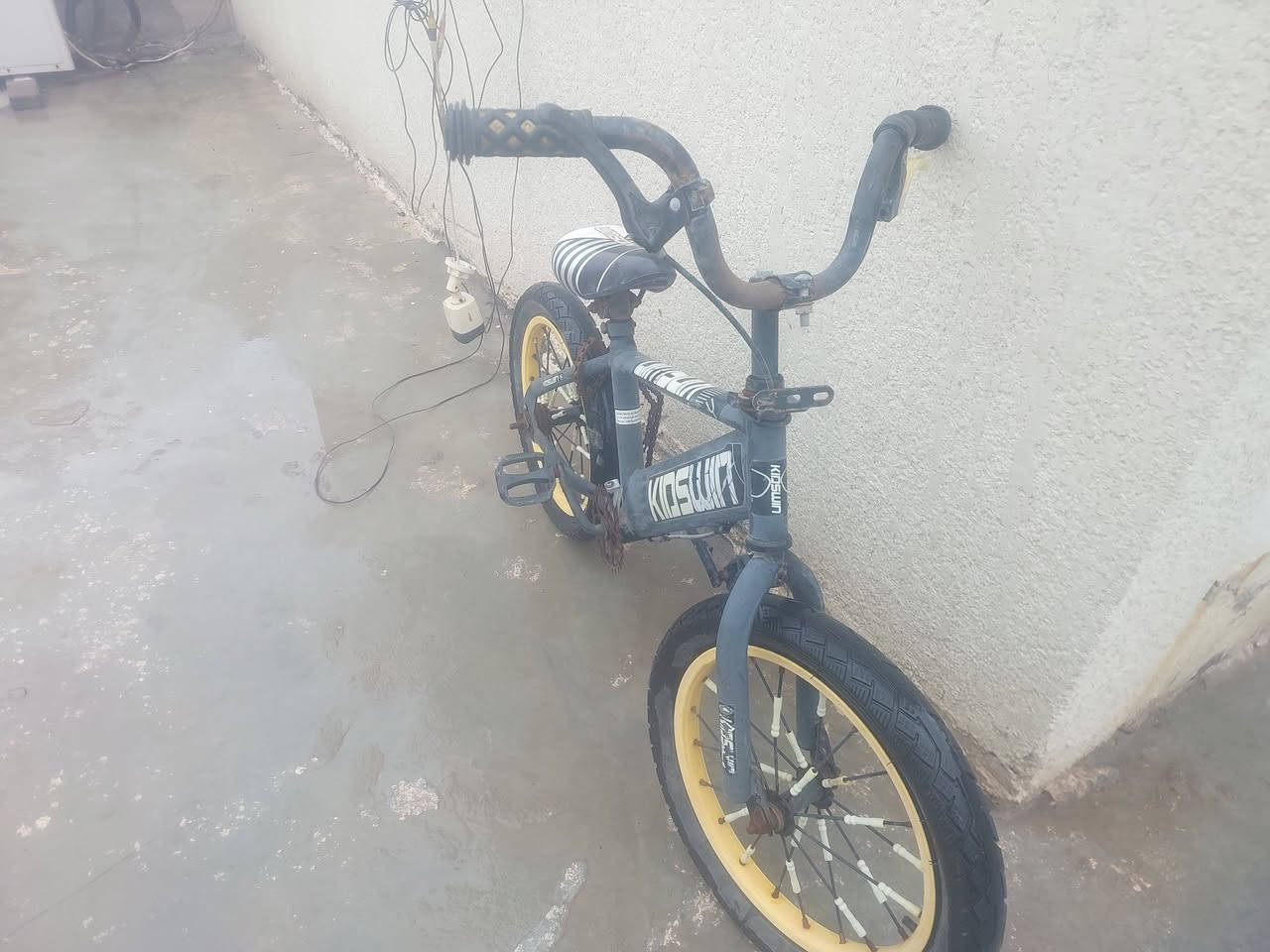 سلام عليكم عدنا ذني البايسكلات
للبيع


**إذا كنت صاحب هذا الإعلان وتريد حذفه لأي سبب، رجاءا أرسل رسالة إلى الدعم الفني**