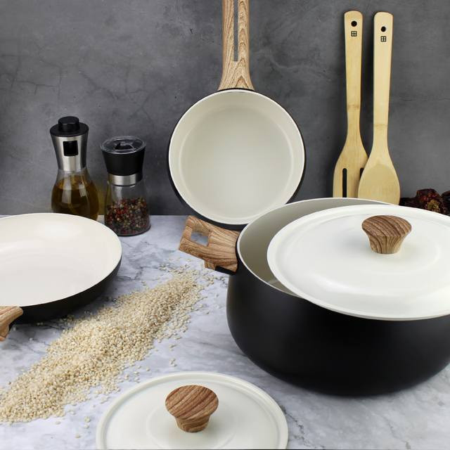 زبائننا الكرام 😘 كل هذا الجمال الاسباني تجدوه حصرياً لدينا🇪🇦 🇪🇦 🇪🇦
#نحن_الوحيدون


**إذا كنت صاحب هذا الإعلان وتريد حذفه لأي سبب، رجاءا أرسل رسالة إلى الدعم الفني**