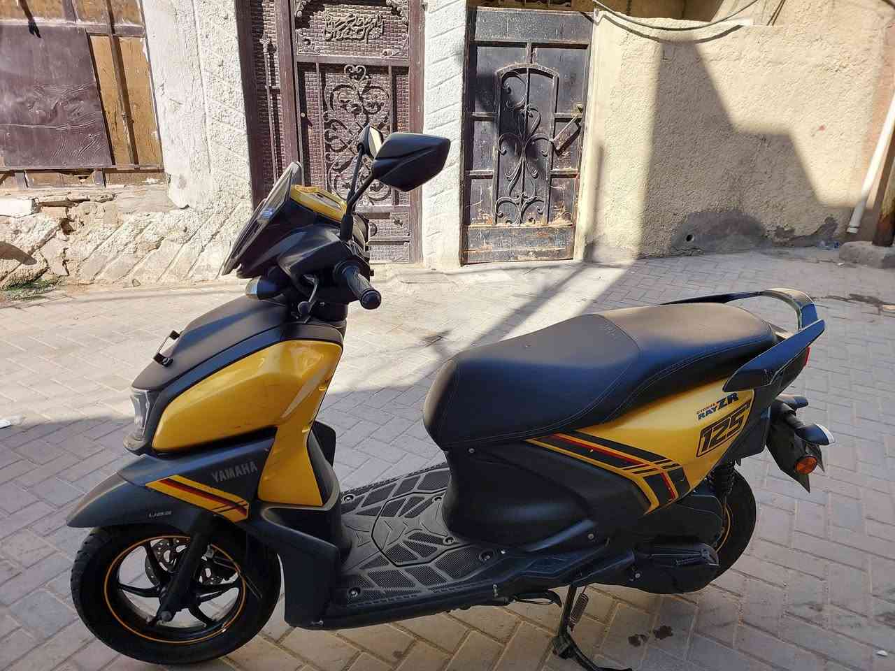 يوماهة ZR125 موديل 2022 رقم بغداد بسمي تحويل ثاني يوم دراجة نضيفة على وضعةالشركةبلادية السعر 25 $ ورقة 
التصال  ***********
