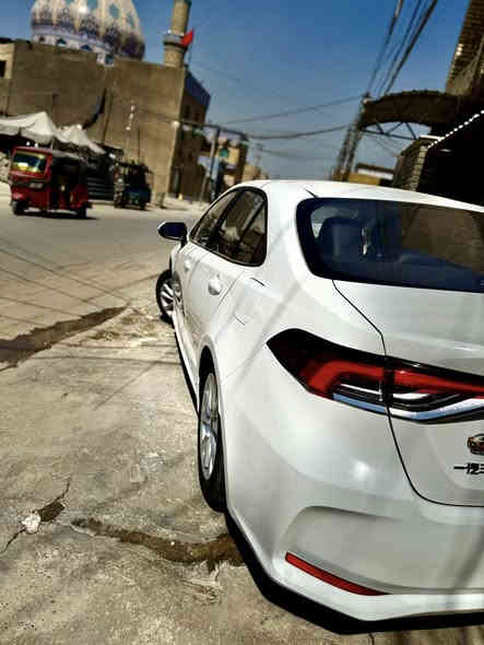 السلام عليكم 
كورلا خليجي موديل 2025 زيرو مرقم بغداد بسم الشركة 

فتحة بصمة جلد رادار اشاير بلمري قطعتين تبريد لايت زنون

بقيت المواصفات معروفة السعر 155 او 22 مليون 

العنوان الشعب رقم الهاتف ***********
