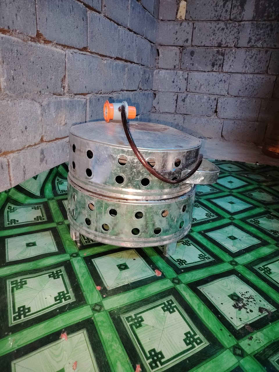 سلام عليكم  تنور منضدي نارة تخبل شرط لفحص مستعمل  شي قليل كلش سل ستيل ما يصدي متعدد الاستخدام خبز شوي دجاج بيتزه كلشي تكدر تسوي بي ويا كاكات الاصليه ومنضم سعر 20الف الاستفسار اتصل ***********////// ***********
