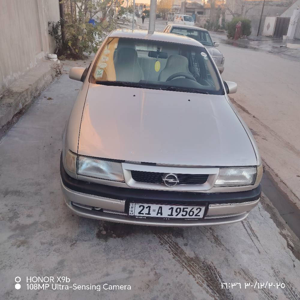 أوبل فكترا موديل 92 ، محرك حجم 20 ، گير اوتوماتيك. بطاقة بانزين بي ، سيارة قفل سنتر لوك ، بريك ABS, رقم انكليزي جديد لحد نهاية 2030 ، محرك وگير شرط ، سيارة بدون حادث ، سعر 46 بي مجال 
للأتصال *********** كركوك, العراق

