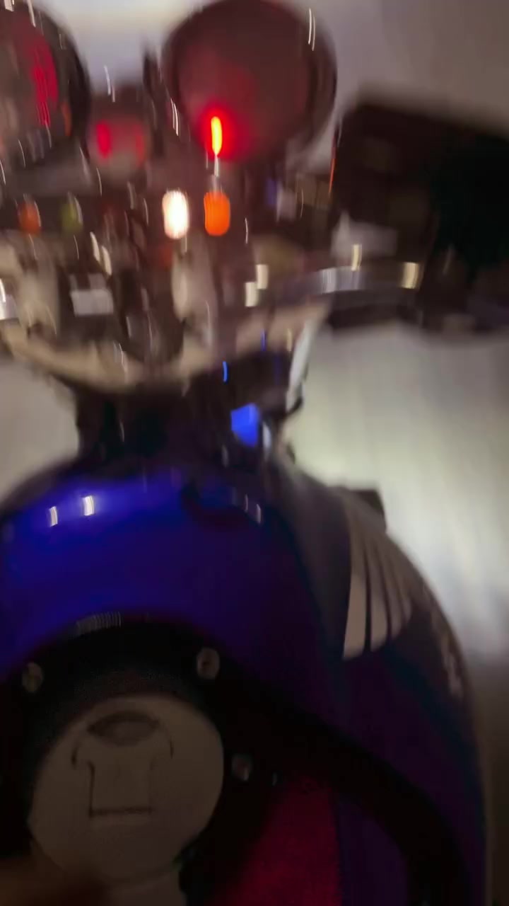 دراجة CB400 مودیل 2002 دراجة نظیف أي عیب مابي محرك کلا شغال اوراق کامل سعر  1350بي مجال  مراوس  هم يرهم  حسب القناعه مکان کرکوك رقم موبایل***********مكاني كركوك
ــــــــــــــــــــــــــــــــــــــــــــــــــــــــــــــــــــــــــ
ماتۆڕ CB400 مودیل 2002 ماتۆڕەکە خاوێنە هیچ کێشەیەکی نییە مەکینەی  کارەبای هەموو گیانی ئیش ئەکات مەنەفێسی کاملە سعری 1350 مەجالي تیایە شوێن کەرکوک ژمارەی موبایل ***********
