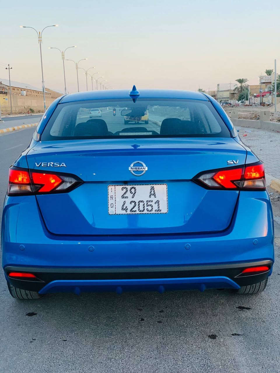نيسان فيرسا ٢٠٢٢ سياره جديده حادث بس بنيد سياره مال جناي مواصفات بصمه تدفئه كشنات  كهرباء رادار امامي خلفي كامره محرك كير كفاله داخل عسلي مطعم باسود رقم واسط السعر 108 بيها مجال للشراي رقم *********** علاوي  مكان كوت
