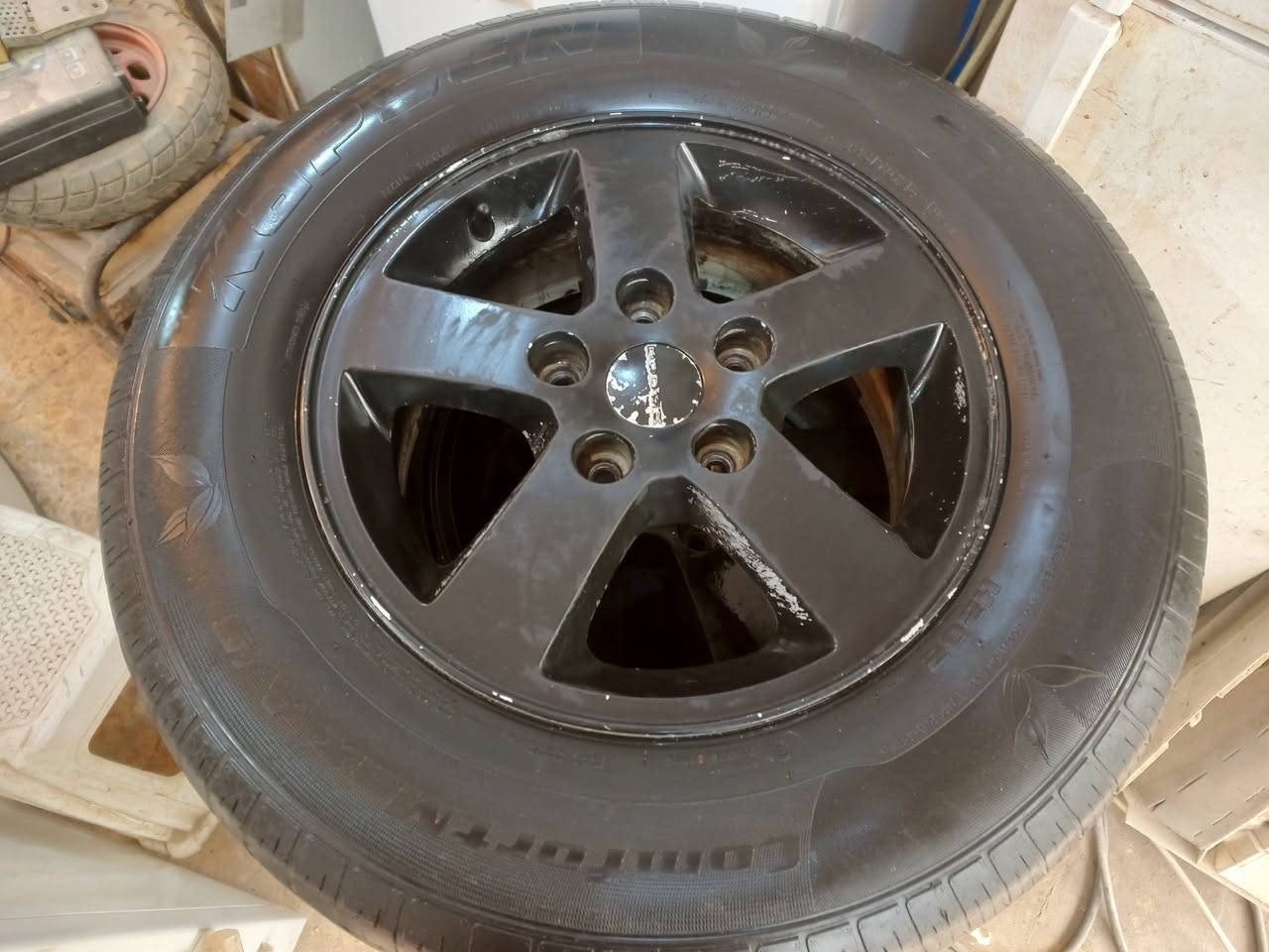 سلام عليكم تخم ويل كب هو تايراته كلش نضيف لا كسر ولا عواج عل فحص السعر 250 وبي مجال مكاني كربلاء ***********
