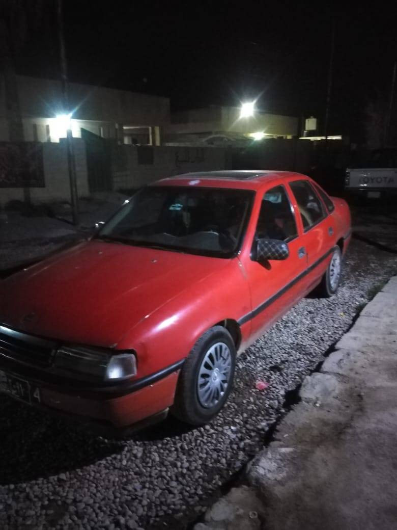 مكلف بالنشر للبيع فكترا حجم 18 بلادي موديل 92 رقم فحص انبار الشرعي موجود شرط التحويل محرك گير وحداده شرط تحويلها يكلف 500 الف حسب قول صاحبها السعر 25 وبيها مجال بسيط العنوان القيارة دور القاعده الاتصال على صاحبها على الرقم ***********
