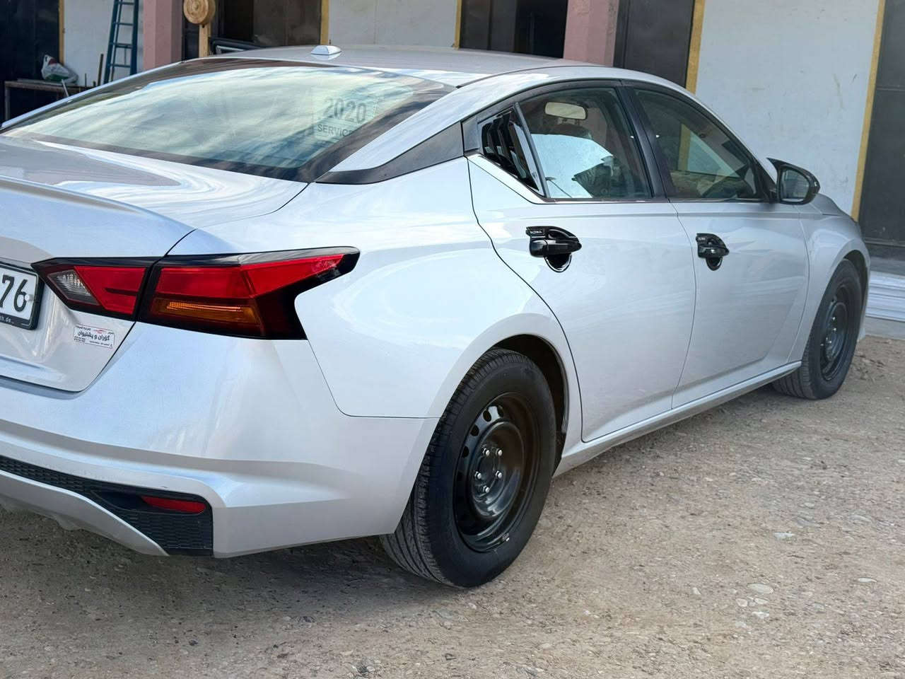 نيسان التيما
موديل 2020 SV 
الصنف :SV
سعه المحرك : 2500 cc

الوارد امريكي 

قراءة العداد :  140 الف ميل
رقم سياره : سليمانيه جديده 
المواصفات:
• بصمه تشغيل
,بصمة أبواب 
، تشغيل عن بعد 
•شاشه 
•كامره  خلفية 
•تحديد مسار 
•رادار خلفي للوقوف المفاجئ 
، رادار جانبي 
• تحكم ستيرن
•مثبت سرعه
• بلوتوث  
•حجر بيئه بلادي

 
للاستفسار ***********
‭***********
 موقع السياره : ديالى
