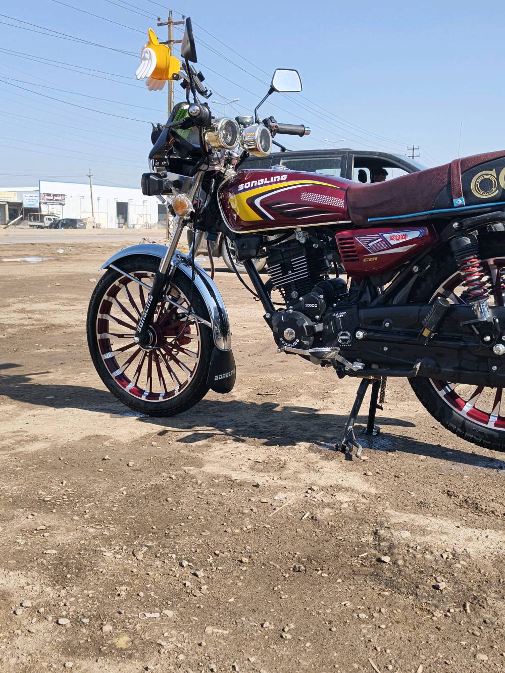 يالله سلام عليكم دراجة لبيع موديل 26 محرك 200سيسي الدراجة كفالة عامة من التاير لتاير كلشي شغال بيها بصمة بدشبول بصمة تشغيل عن بعد نازلة بشهر 9 السعر900وبيها مجال لشراي عنوان بغداد ***********واتساب تواصل خاص متوفر 24ساعة 