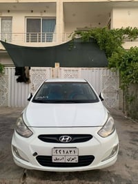 اكسنت ٢٠١٢ • ١٨٠٠٠٠ كم • شاشة آيباد
