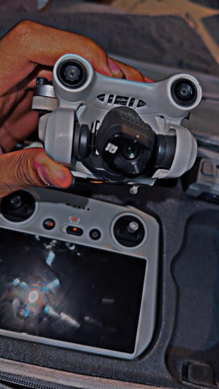 السلام عليكم اخوان اعادة نشر بسبب الوعود الكاذبة
Mini 3 pro للبيع مال مستعجل 
مع ملحقات هـواي نظيفة 
قفل قفل قفل 850 )849 متصير 
مكاني بغداد الغزاليه اوصلها وين ماجان 
***********
