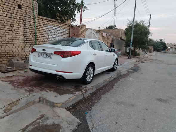 سلام عليكم لبيع كيا اوبتيما2011 كفاله عامه. فول بنرامه. من ضربه ولفتح وتبديل سياره جاهزه حدادي جديد اماميه وخلفيه سياره مامشتغله ستخدام شخصي ماشيه 190 مكينه 2400 مكينه وكير كفاله لسعر 130. وبيه مجال. ***********
