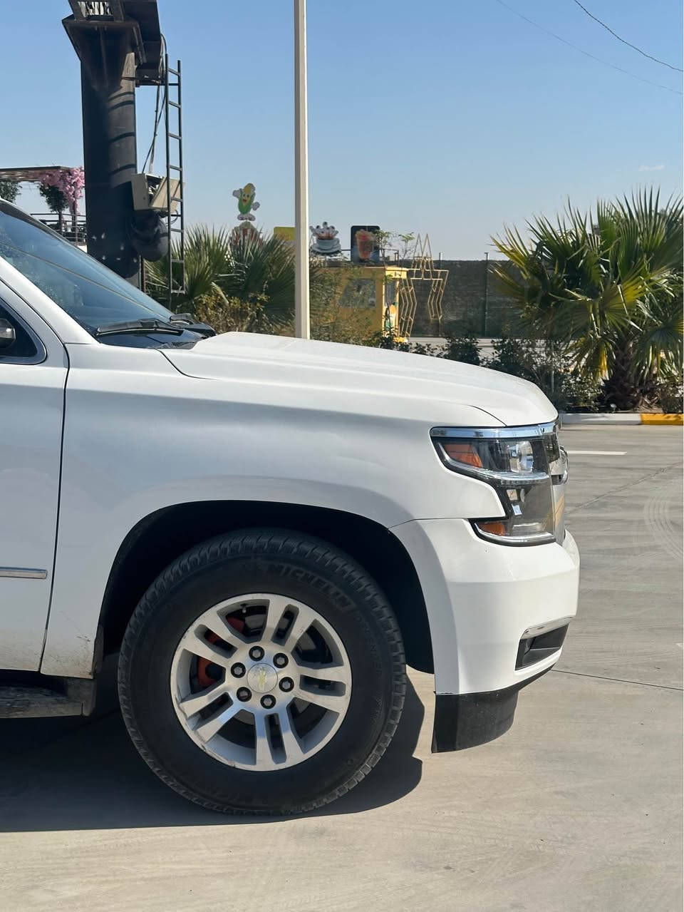 السلام عليكم
تاهو 2015
للبيع او مراوس بـ لاندكروز 
مواصفات LT
رقم بغداد 
السياره بيها 3 قطع صبغ
السياره نضيفه و نصبتها احلا من الصور
شرط التحويل 
مكان السياره بعقوبه تقاطع القدس
السعر 275$ و بيها مجال 
*********** بعقوبة, ديالى
