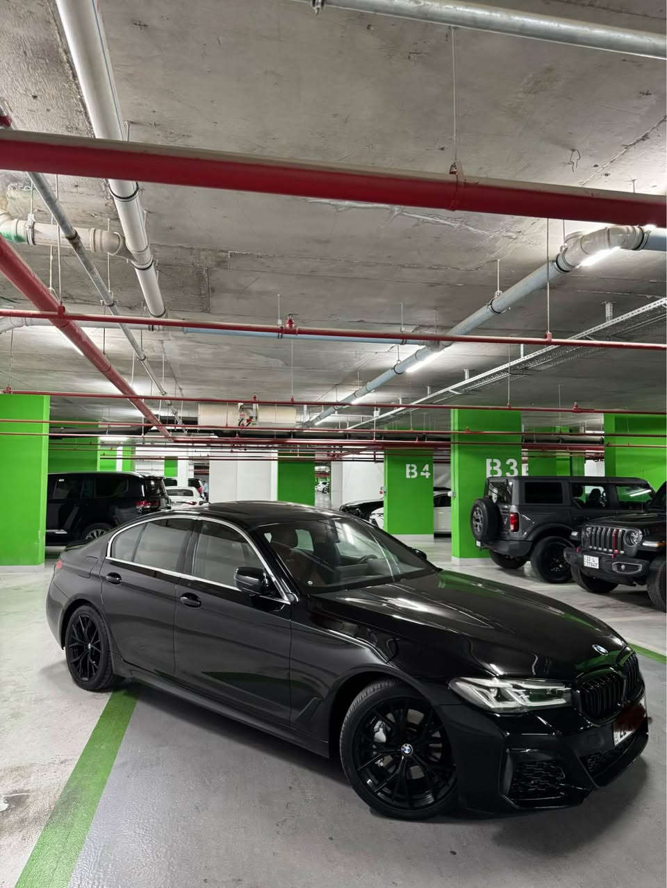 Bmw 2021 model 530i سيارا وارد امريكي صبغ ٣ حادث حفيف بس شوخط بس قطع ترف سايق بجم خلف كبس بدون ايرباگ بس پرده ماشي ٥٥ميل محرك كير كهرباي كل بشرط داخل بيلادي مشمشي ٥ كاميرات فول سنوي هزه كل جديد مكان اربيل *********** سعر ٢٨٥$ مجال بسيط أربيل, العراق
