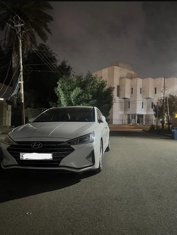 Hyundai Elantra🇰🇷🇰🇷
وارد أمريكي 
موديل 2020
رقم بغداد
ماشية 60 الف ميل 
فول مواصفات 
كير AT المرغوب
محرك 2000 دوش
شاشة بلادية
فتحة سقف
تدفئة كشنات
تحكم ستيرن
تشغيل عن بعد
حادثها قبق جنطة 
للتواصل:
***********
متوفر واتساب
