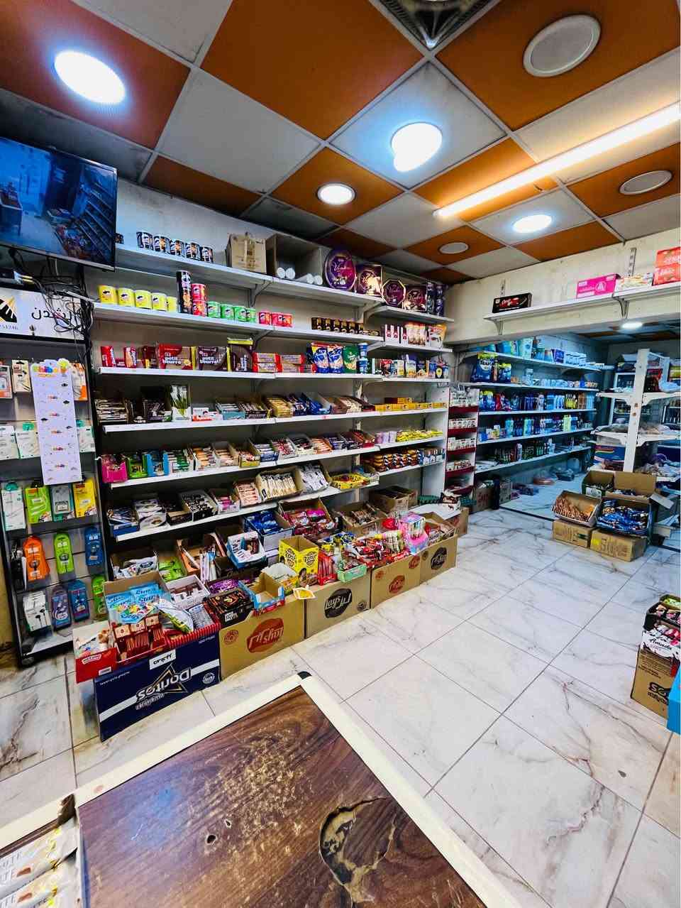 السلام عليكم اسواق اللبيع السبب عدم تفرغ تحتوي عل برادات ٦وثنين شركة ومجمدات ٣سبالت ٣
سستم كامرات لاسواق شغلف وخير من الله ومابيها نقص وشغالة الدخل اليوم هوه بعد حسب رزق بس ثابت ٣٥٠٠ال٤٥٠مكان لااسوق حي العلام قرب جامع عمر او مركز شرطة العلام بسوك لاسود شارع بي محلات يعتبر تجاري ومقابيله حديقه وحسينيه وفرن جاي ينبني مقابيل لاسواق يجار المحل ٣٥٠الف الشراي يتصل ويدلل *********** Colombo, Sri Lanka
