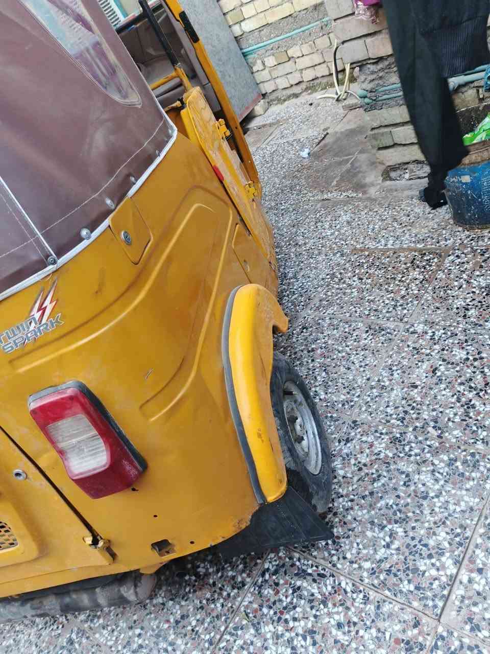 سلام عليكم شباب تكتك موديل 21 رقم وسنويه تحويل ثاني يوم مكينه خرسه ناعمه تخبل جاهزة كبل لشارع تراي تخبل بيه طخه بل لغد بصيطه بارد سعرها ٦٧٠٠ مكاني بغداد سبع قصور ***********
