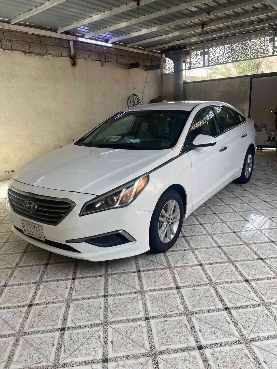 سلام عليكم للبيع سوناتا موديل 2016 وارد امريكي مبدل بنيد وجاملغ مصبوغ والباقي بدون دواخل أيرباك ليبل واحد كفاله من الضربه والتبديل والصبغ محرك كير تبريد حداديه تمام شاشه كامره خلفيه تحكم ستيرن نضام أيكو+نضام أيكو مثبت سرعه سياره جديده رقم بصره سنويه مجدده 2028 تحويل سعر 115 مجال كلش قليل/***********/عنوان بصره قضاء الهارثه
