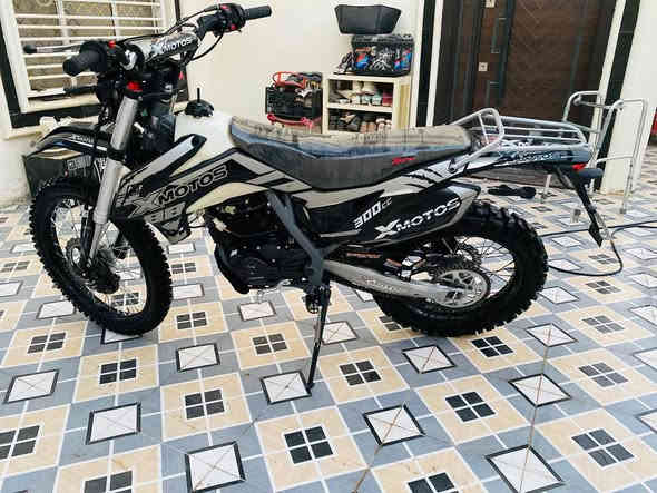 دراجة قفاز
300cc 
الدراجة جديدة مستخدمة فقط 5 ايام 
الدراجة وكالة شخط ما مشخوطة ضمان
يجي وياهة بوكس هدية اوراق كاملة سنوية ورقم رقم ربيل بس مكاتبة المداور على ابو المكتب
السعر مليونين و 850 الف وبيهة مجال للشراي
العنوان الديوانية - اسكان
للاستفسار
***********
