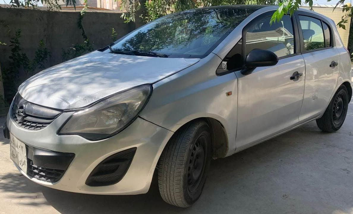 Opel corsa 
موديل ٢٠١٤
گيرعادى
جام كارةباى 
قل مركةزى
گيرو مةكينة بةشةرت
كارةباى بةشةرت

سعرى ٤٣ و كةميك معامةلة
بيشى جةمبى هةية

٧٠٠$ خرامى لةسةرة باش معامةلة دةت دةمةوة أربيل, العراق


**إذا كنت صاحب هذا الإعلان وتريد حذفه لأي سبب، رجاءا أرسل رسالة إلى الدعم الفني**