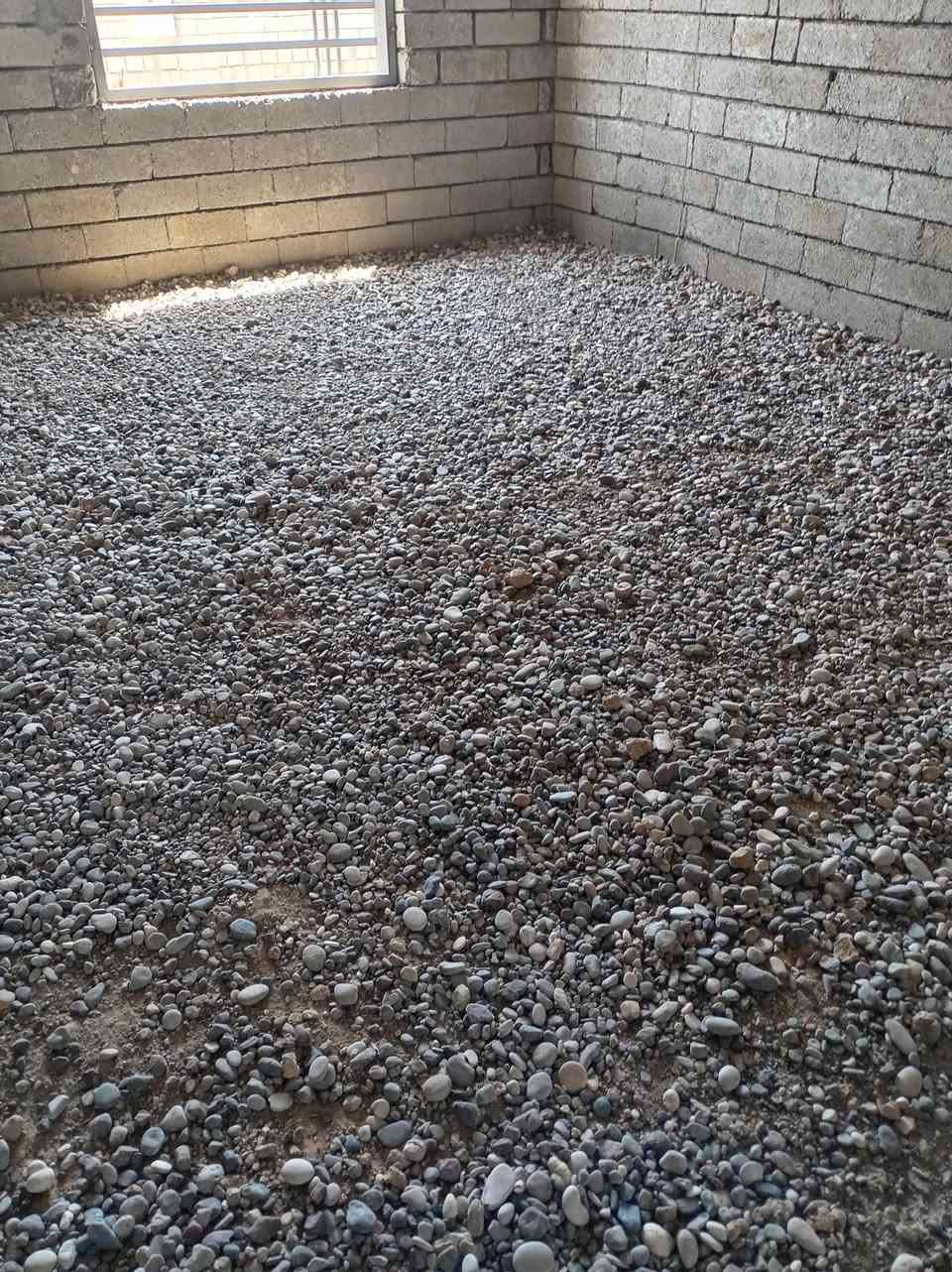 السلام عليكم يوجد لدينا كادر متكامل عندك تصفير مال بيت وعندك تصفير قدمت بيت وعندك تنظيف مال حوش وعندك تفليش حايط او عندك اي شغله وعندك تصفيط مال بلوك هذا الكادر يتواجد باسعار مناسبه مع شغل رقم واحد تم تصفير هذا البيت في قريه الحود  حار الجبله مكلف بالنشر(***********
