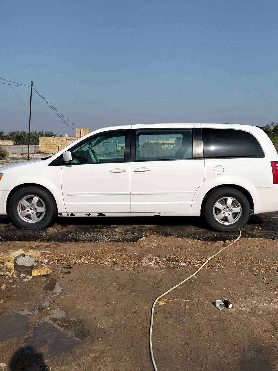 كرفان 2010 مكفوله من الضربه والصبغ جاهزه ونضيفه للأخير أربيل راعيها بل ناصريه السعر 105وبيها مجال رقم الهاتف ***********
