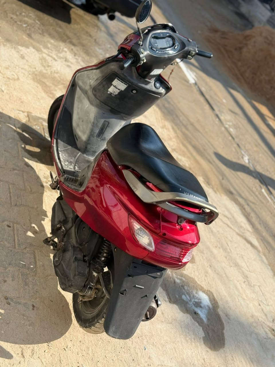 سلام عليكم درجه فراشه فحل مكفوله من كلشي عل فحص وين يعجبك فحص كهربيات كله شغال برغي ما عيزه درجه كله شغال كله ختم واحد واي لمحرك نضافه ١٠٠ بل ١٠٠ سعر خاص  مكاني نجف. ***********
