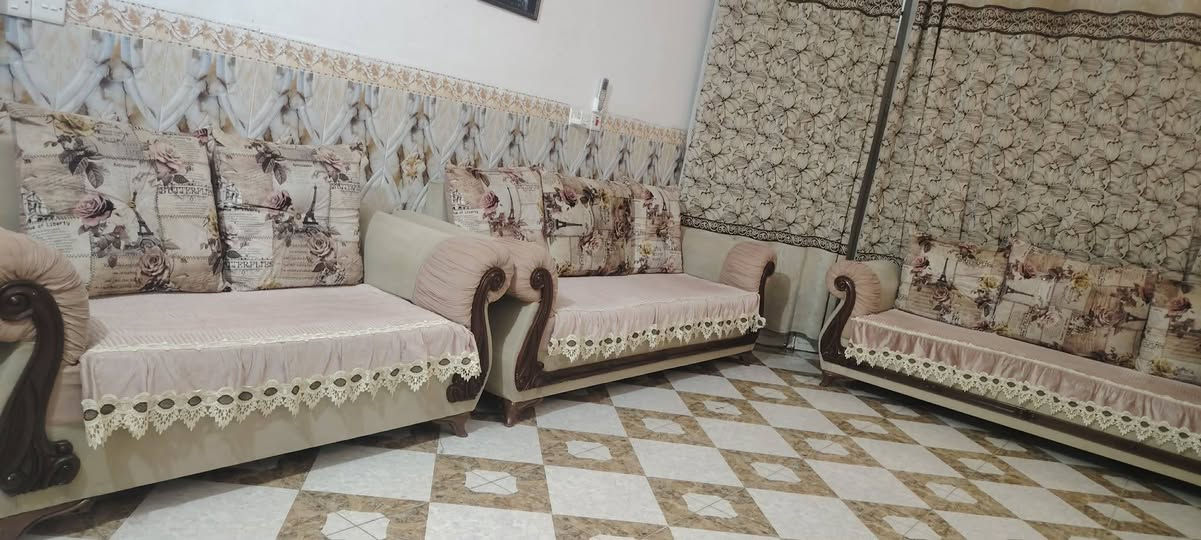 تخم نظيف ١٠ مقاعد


**إذا كنت صاحب هذا الإعلان وتريد حذفه لأي سبب، رجاءا أرسل رسالة إلى الدعم الفني**