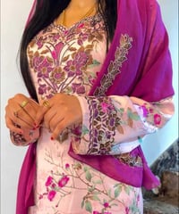 جملة • حرير اندونيسي • مخيط جاهز