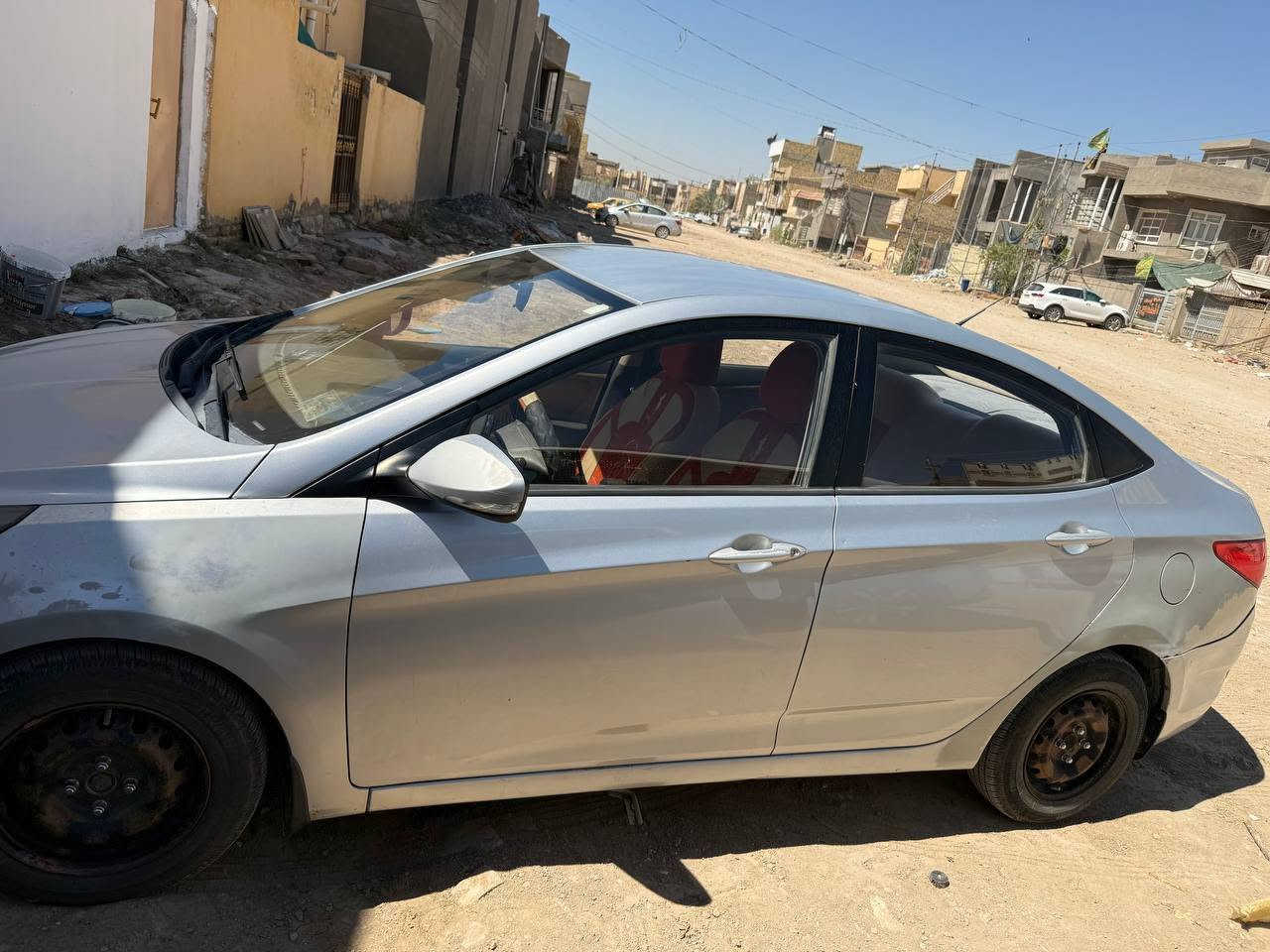 اكسنت  2015 خليجي
محرك 1400
اربع رشات صبغ دون تبديل 
تبريد شغال
محرك وكير سليم مكفول 
سعر 72 وبيه مجال بسيط 
المكان الديوانية

  رقم بي واتساب ***********
