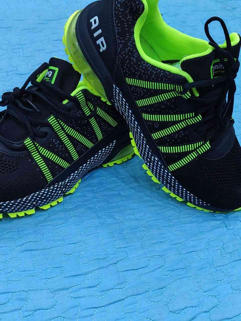 حذائين نفس الشي فقط اختلاف الوان كلش حلوات الأزرق قياس 39 والاخضر 38 السعر خاص ***********
