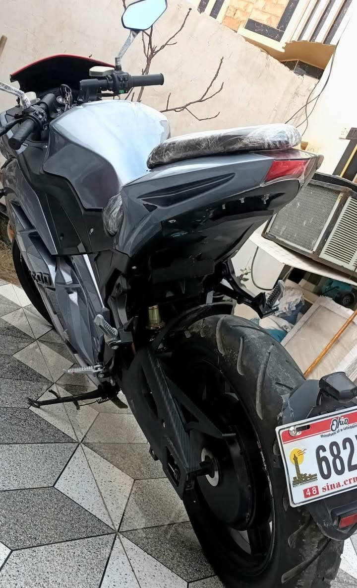 للبيع بطحه شحن  موديل 25 نظيف كلشي
 6بطاريات مصطره مستخدم شهرين 
فول كله عل فحص نظام اسبورت السعر مليون 650وبي مجال عنواني مقابيل مول الفلوجه 
***********
***********
