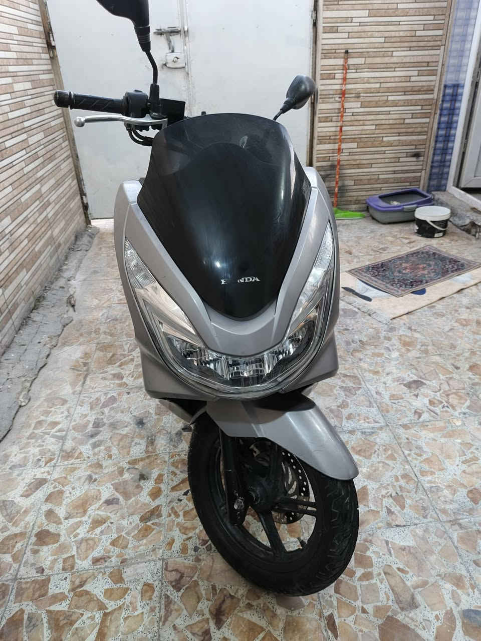 بي سي اكس ياباني من معرظ المندلاوي نازله مكينه مكفوله الحجم 150 كوله بلاديه ماشية ٢٤الف السعر , 13مكاني بغداد ***********
