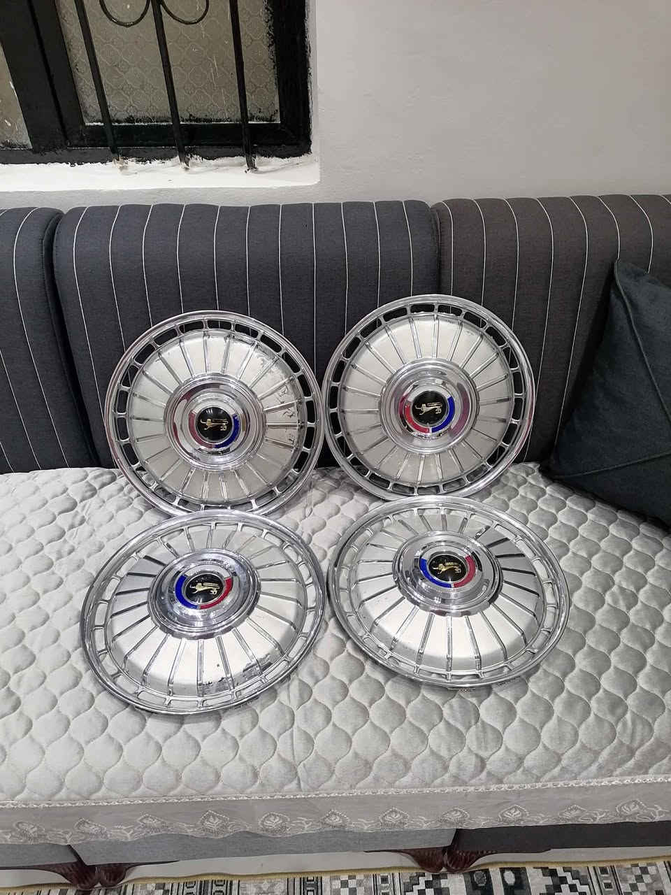 جمعه مباركه حبايب
تخم كبات أبو ألأسد 

حجم 14 

*********** سيد محمود 

متوفر توصيل يوصلك لطلب لباب البيت
