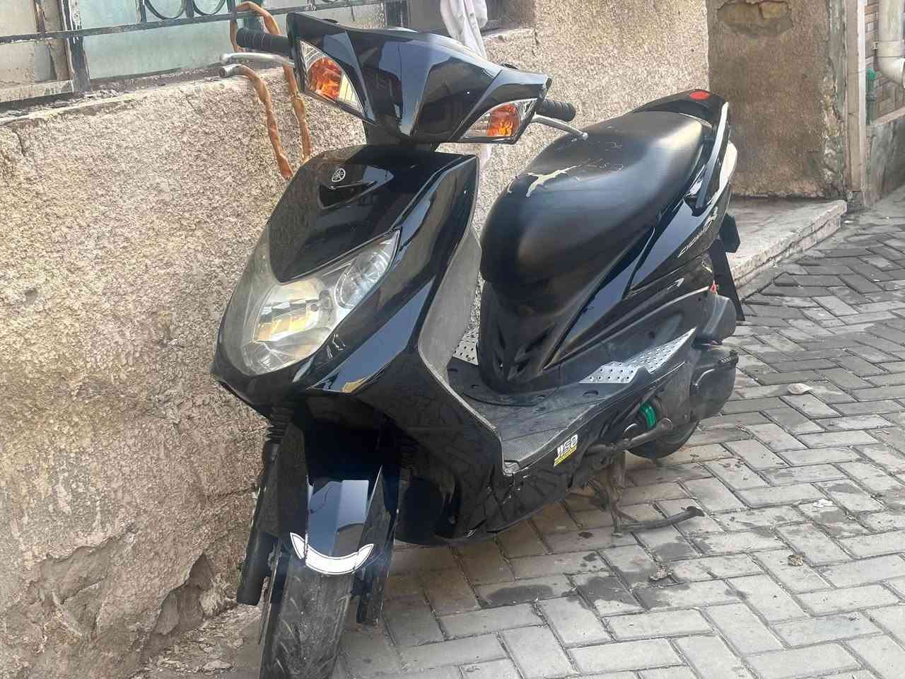 سلام عليكم سكنس فحل كابريتر كلشي بيها بلاد الدراجة كامله مكملة من كهربائيات ومكينه سعر 1100 وبيها مجال متواجد فقط فيس


**إذا كنت صاحب هذا الإعلان وتريد حذفه لأي سبب، رجاءا أرسل رسالة إلى الدعم الفني**