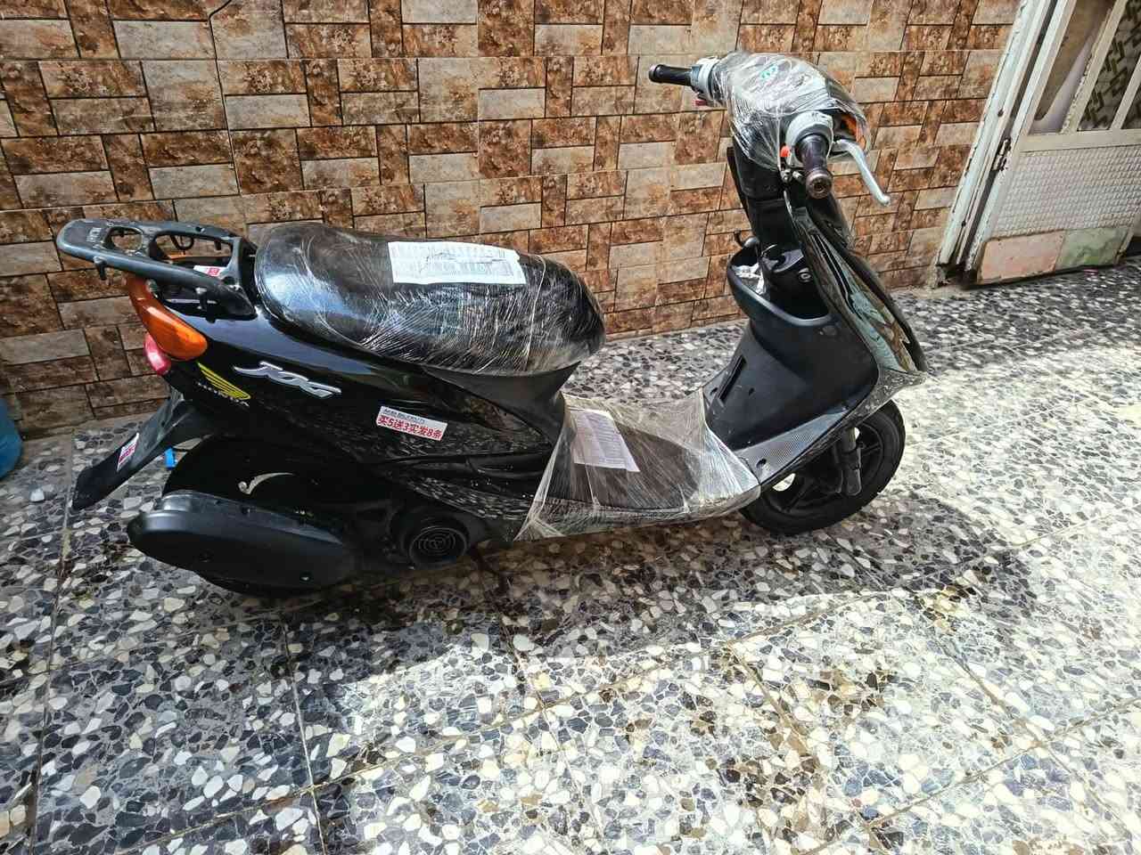 سلام عليكم دراجه عصفوريه بلاديه كله شغاله اي نقص مابيه مكني بغداد علوه زويني ***********
