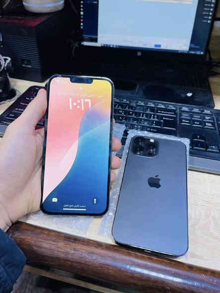 من رخصة الادمن🤍
ايفون 13 برو ماكس ذاكره 256 نموذج M نضافة 💯💯
بطاريه واحد 85 ولثاني 84 مكفولات من كلشي مع ضمان 
السعر الواحد 680 العنوان انبار فلوجه شارع الاطباء القديم
*********** واتسب
