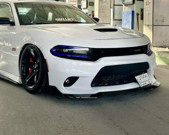 السلام عليكم
اسم السيارة: دوج جارجر
الفئة: سكات باك .SCAT PACK🐝
الموديل :2018
اللوحة: بغداد حره .رقم جديد
ايرباك: سليم 
نوع الضرر: ضرر بداية الحوض أسفل البطاريه
اللون : ابيض

ــــــــــــــــــــــــــــــــــــــــــــــــــــــــــــــ
*سلايد روف (فتحه).
*مكابح رياضية (برمبو) 6بستم.
*لايت متغير متعدد الالوان.
*كاميرا خلفية.
*كزوز سستم مع دبات وسطيه slp.
*حساسات خلفية.
*ويل قياس 20انج (نجمه).
*تشغيل عن بعد .
*مقاعد رياضية جلد +كنتارا (احمر).
*المقاعد الاماميه تبريد وتدفئه.
*نضام خزن الوضعيات (ميموري).
*نظام خرائط GPS.
*شاشة كبيرة قياس 8.4 أنج اوپشنات SRT.
*تدفئه ستيرن.
*كير شفت بالستيرن.
*جناح خلفي.
*بلوتوث تلفون.
*محدد سرعة 

ـــــــــــــــــــــــــــــــــــــــــــــــــــــــــــــــــــ

الاضافات 
ــ ولف حماوة مشمويتو مع تعديل ع البرمجه (مصطفى ايكل) السياره كلش قويه
ــ سوته afe مغلقه
ــ منظومة ميثانول ستيج 3
ــ  كاج كان بلت ـ اويل بريشر
ــ دواخل مكينه سل ستيل ستين دزاين خاص (اصلي )
ــ سستم كاربون فايبر خارجي كامل 
(اصلي )ـــــــــــــــــــــــــــــــــــــــــــــــــــــــــــــ

السيارة بدون نقص نهائياً . مكانهه البصرة حي الجامعة

السعر 257

***********
