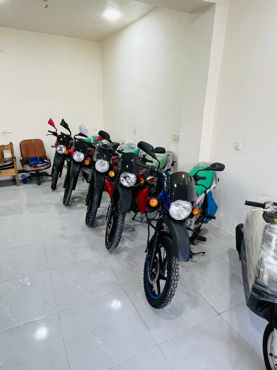 يالله السلام عليكم ورحمة الله وبركاته
بوكسرات جبلي كلاسك دايوان 

بوكسر جبلي 22 رقم ديالى انكليزي مشروع وطني شرط التحويل 

بوكسر جبلي 23 مرقم بغداد انكليزي مشروع وطني شرط التحويل 

بوكسر كلاسك 23 مرقم ديالى انكليزي مشروع وطني شرط التحويل 

دايوان 23 مرقم ديالى انكليزي مشروع وطني شرط التحويل 

ماكس بوليس نوزل مسطرة رمبه دراجات انضاف مابيهن نقص 

بيع او مراوس بيع بل نقد والقسط ماستر الرافدين فقط 

ديالى بعقوبة التحرير مقابل فوج ال 7 طرق بهرز 

***********
