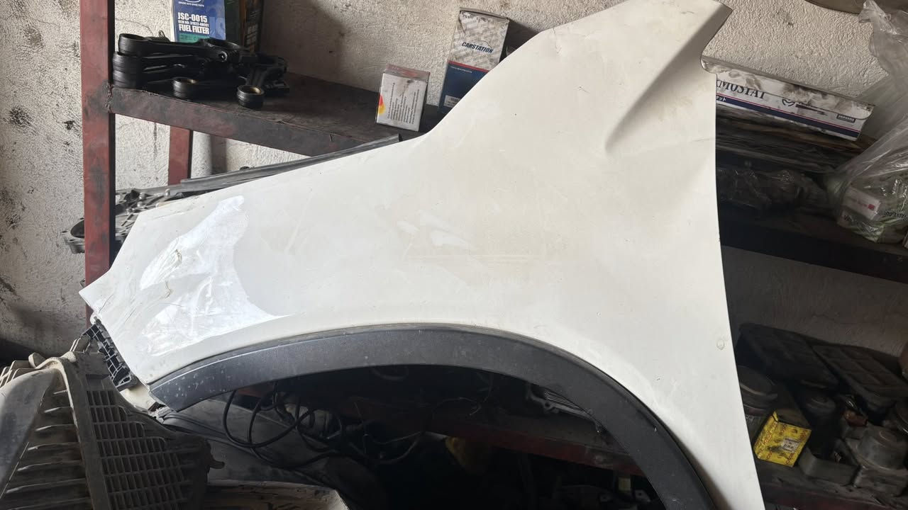 مكينه سورنتو 2015 هي وكيرها وضفيرتها والعقل للبيع
جاملغ مال خليجي اصلي 
وتلث وياله مثل هذا مال خليجي 
للاستفسار 
‭0783 219 4660‬
