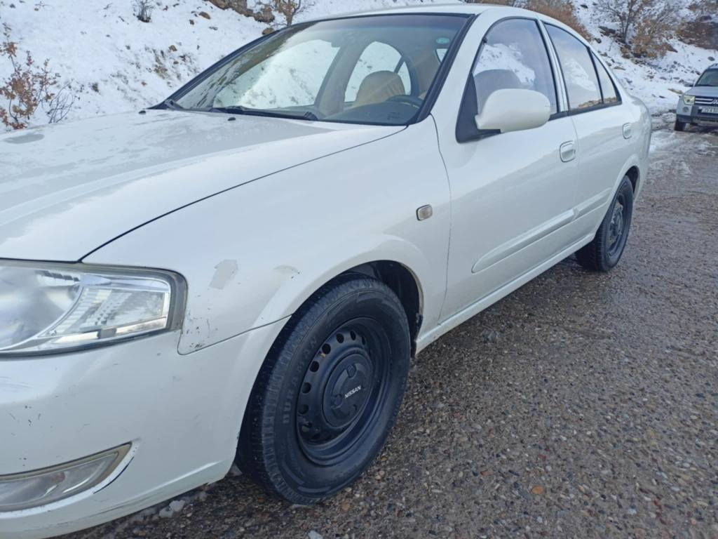 سەنی کۆری 2011زۆر جوان و پاک چوار تایە و ویلی لۆک یەک پەڵە بۆیاخی هەیە سۆنەرەکەیم داناوە نوقسانی نیە بەشەرتی گێڕ و مەکینە تەقە و ڕەقە ناوزەرد***********لەکەلارم السليمانية, العراق
