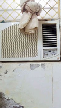 مكيف ٢ طن • مستعمل • موسم واحد
